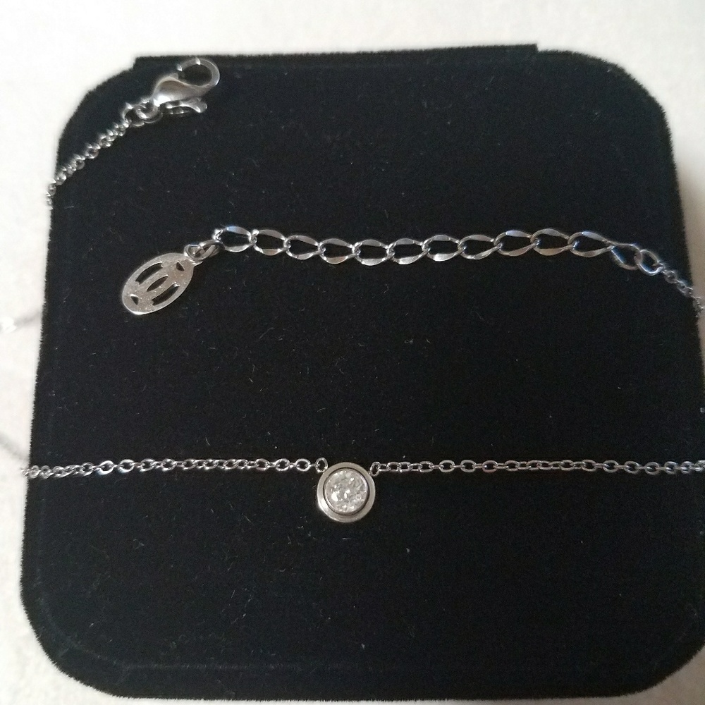 Single CZ Diamond Pendant White Gold Necklace DBTY